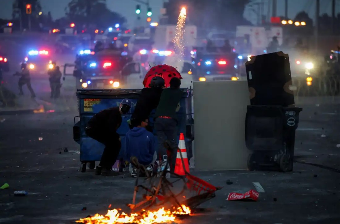 'IMIGRAÇÃO': Trump envia Guarda Nacional para combater protestos em Los Angeles
