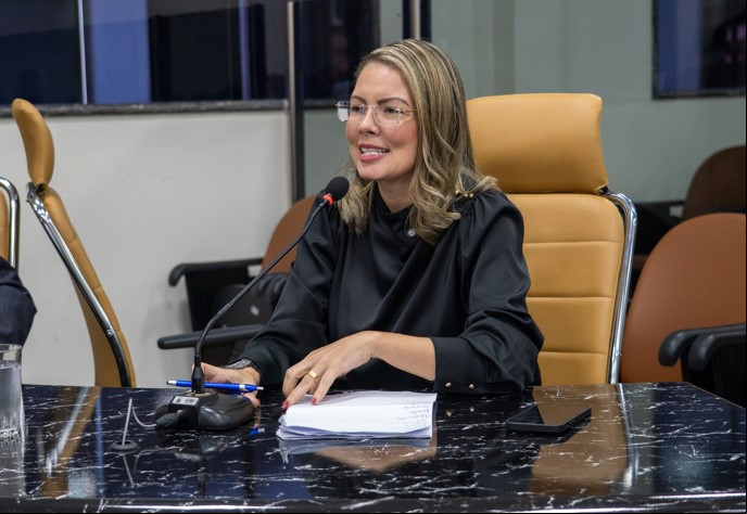 SOFIA ANDRADE: Vereadora declara apoio à manifestação na BR-364