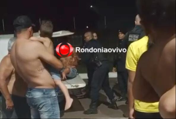 NA CAMA: Jovem é espancada pelo irmão ao impedi-lo de 'ficar' com mulher em apartamento 