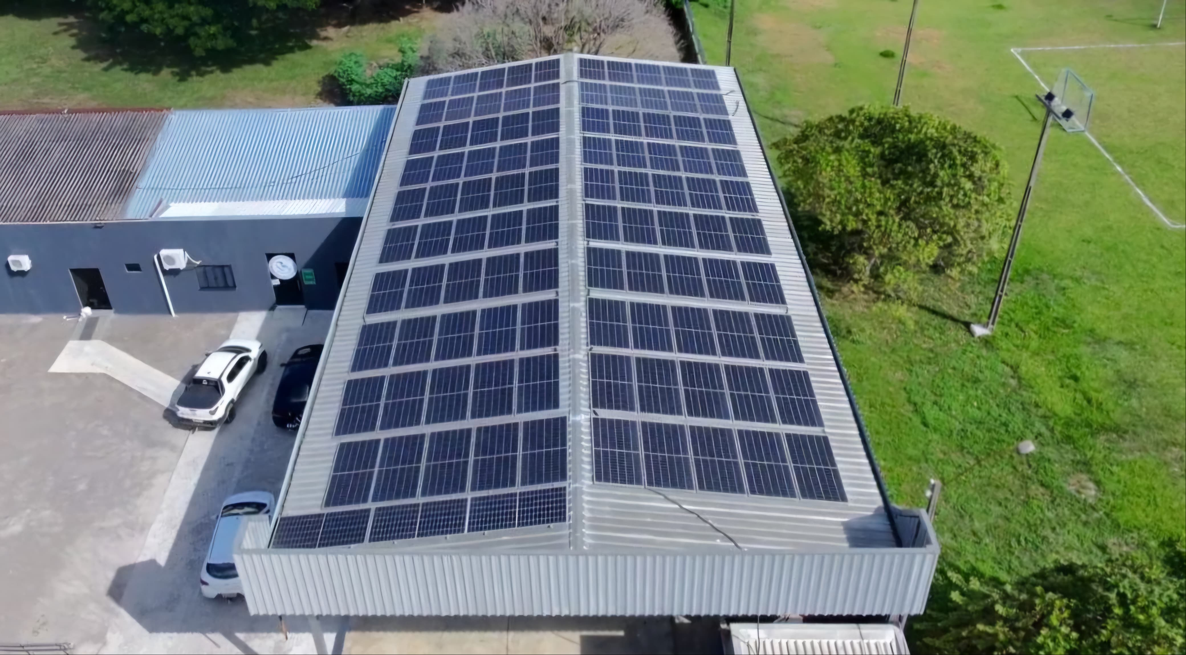 DELEGADO CAMARGO: ASDEFARI é beneficiada com sistema de energia solar viabilizado por emenda 